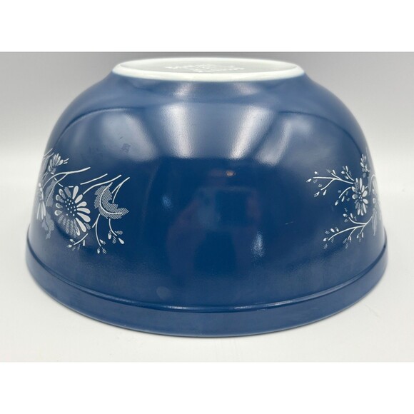 VTG 403 Pyrex MCM Mixing Bowl Colonial Mist Blue with White Flowers 3.5 Quart - Picture 4 of 11